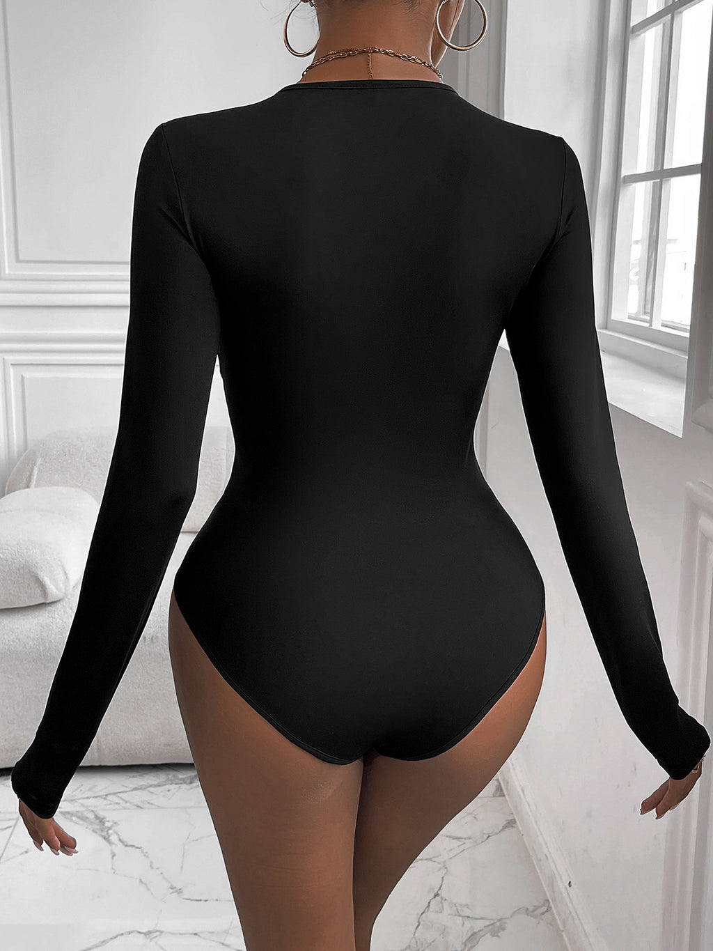 Knotted Front Round Neck Fitted Bodysuit - Black - 4