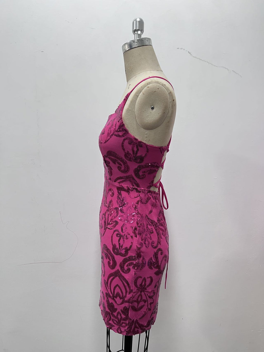 Sequin Damask Bodycon Mini Dress With Tie Back - Rose_Red - 1