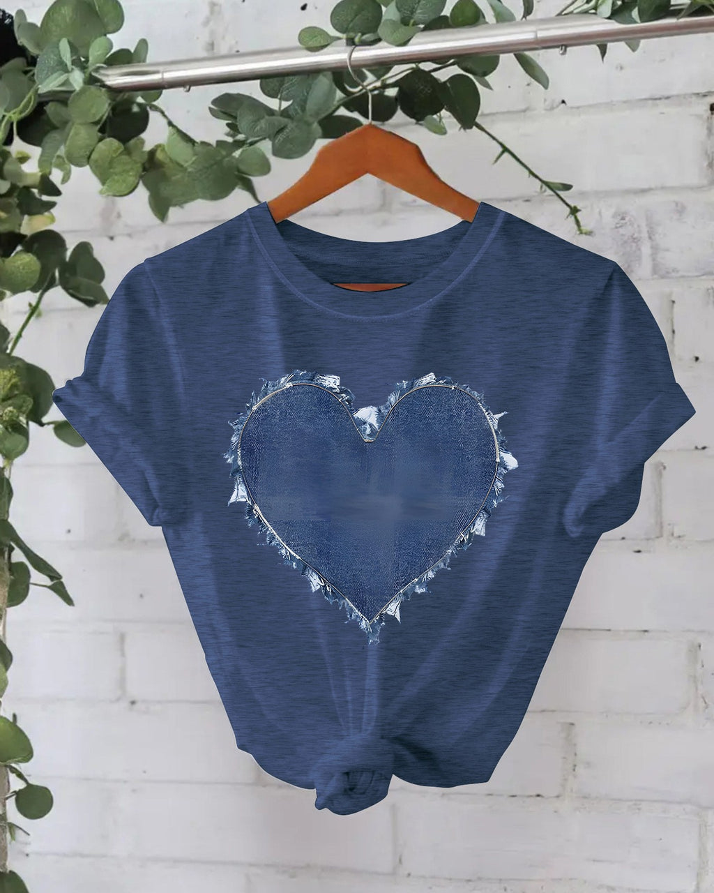 Patchwork Heart Graphic Crew Neck T-Shirt - TBlue