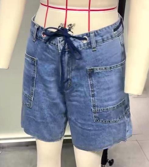 Raw Hem Denim Shorts With Utility Pockets - Blue - 1