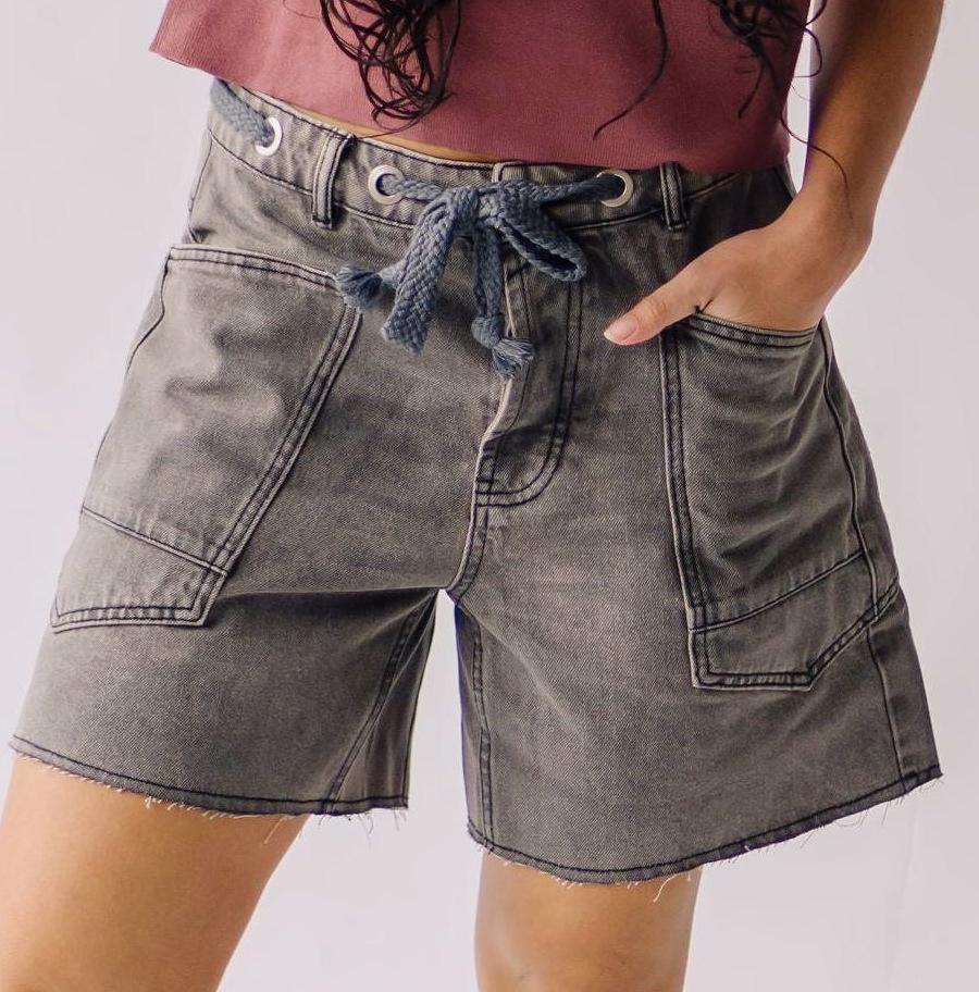 Raw Hem Denim Shorts With Utility Pockets - Gray