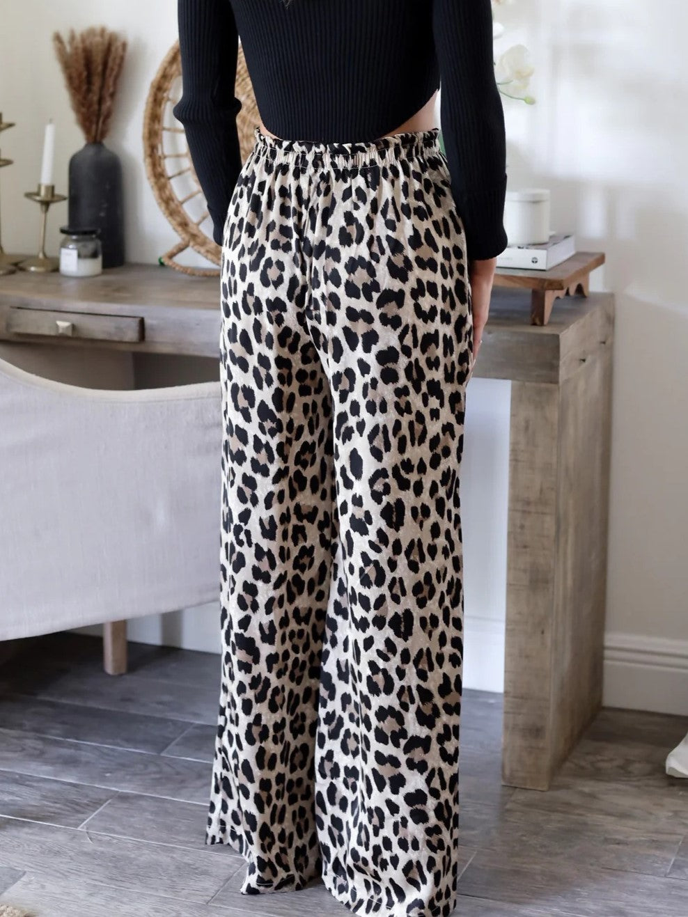 Spotted Animal Print Flowing Wide Leg Pants - Leopard - 4