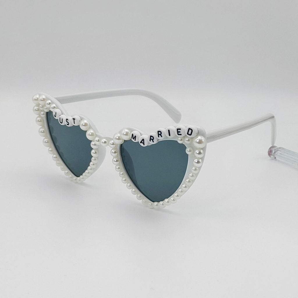 Pearl Trim Heart Party Sunglasses - Color_2