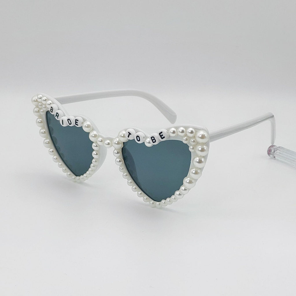 Pearl Trim Heart Party Sunglasses - Color_3