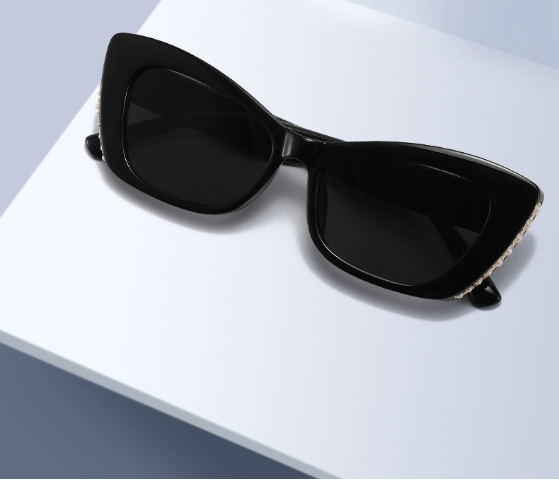 Pearl Embellished Cat Eye Sunglasses - view 2