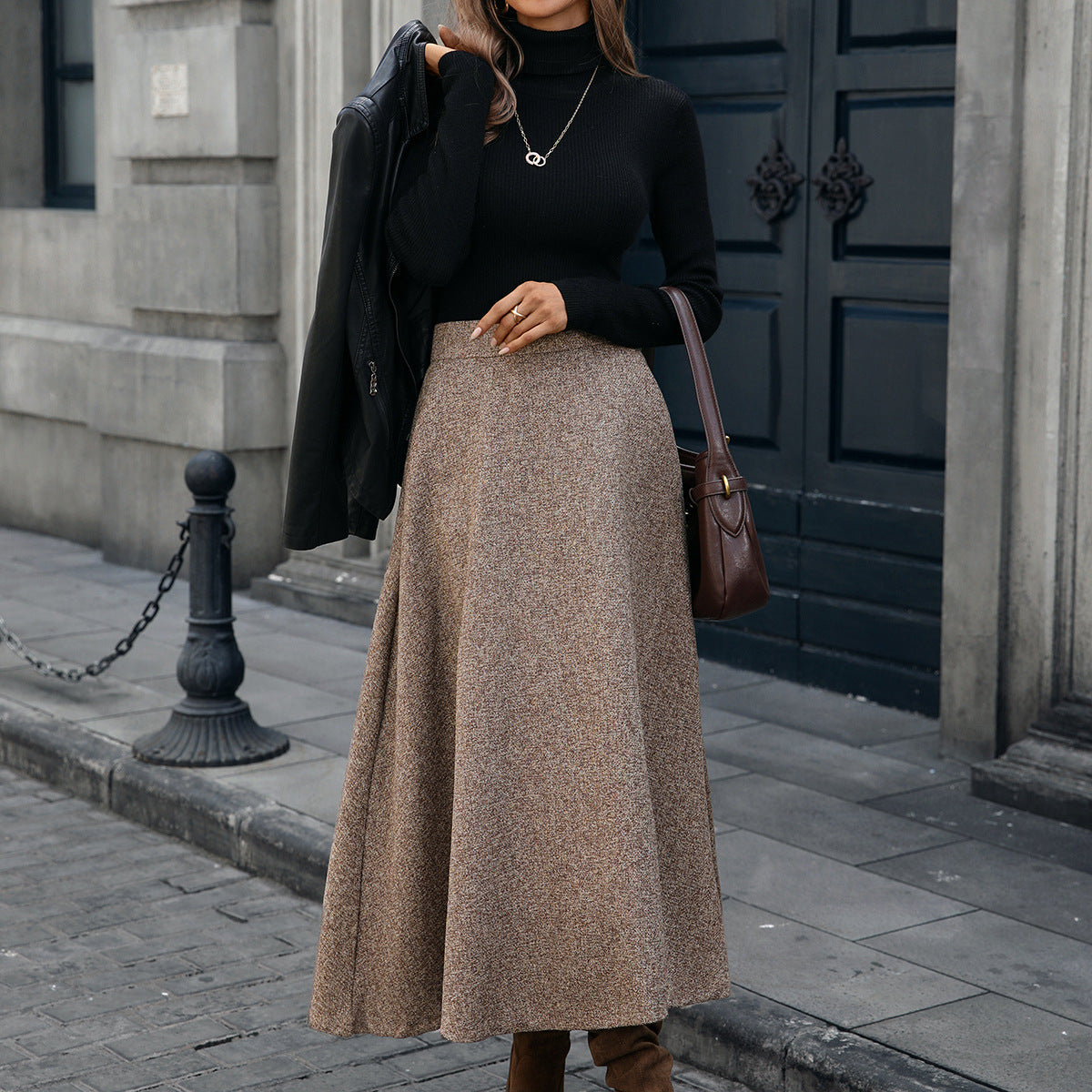 Flecked Tweed Midi Skirt With Pockets - Brown
