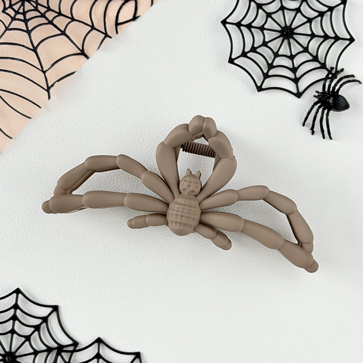 Creepy Spider Statement Hair Claw Clip - Coffee