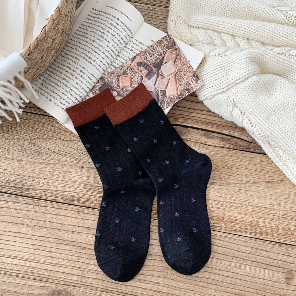 Petite Floral Ribbed Crew Socks - Black
