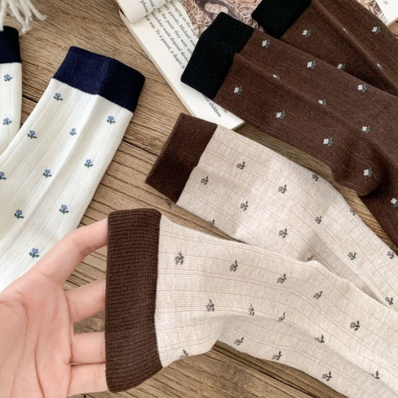 Petite Floral Ribbed Crew Socks