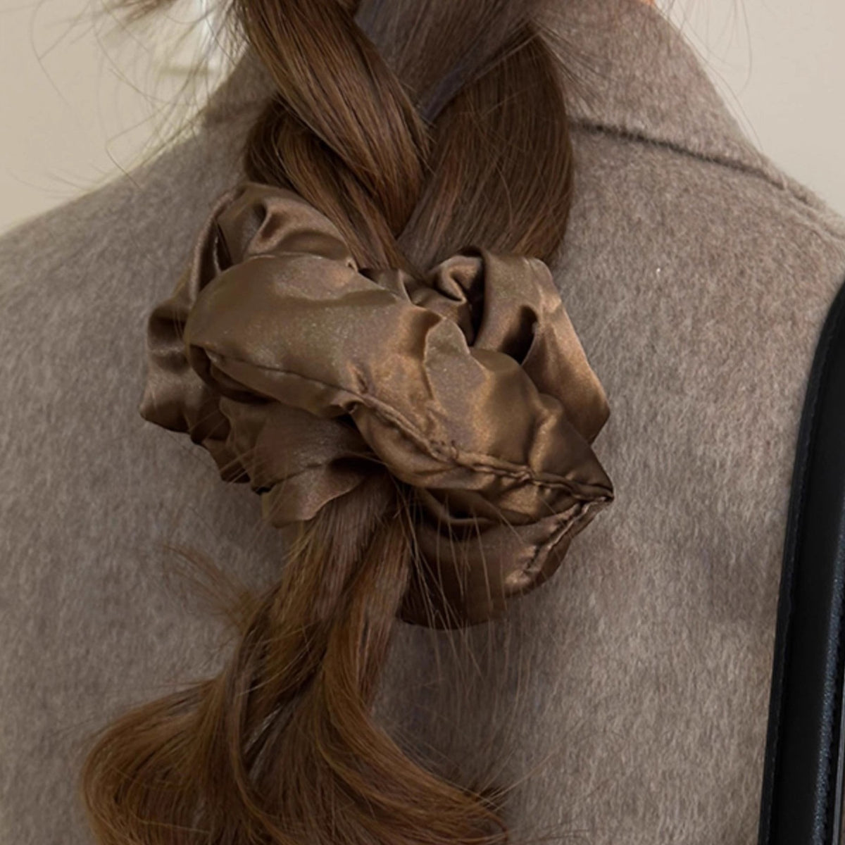 Oversized Satin Puff Scrunchie - Color_2