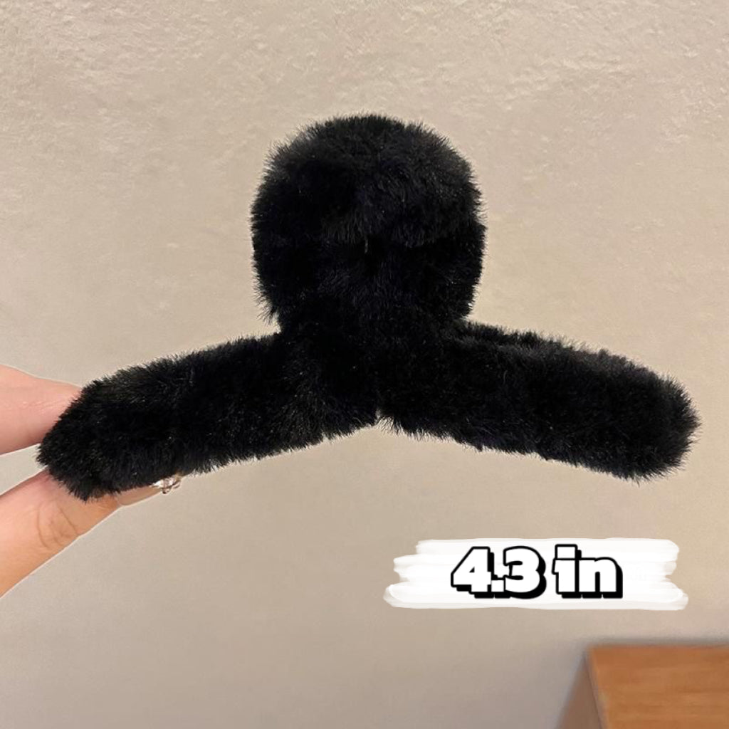 Fluffy Faux Fur Knot Hair Claw Clip - Black4in
