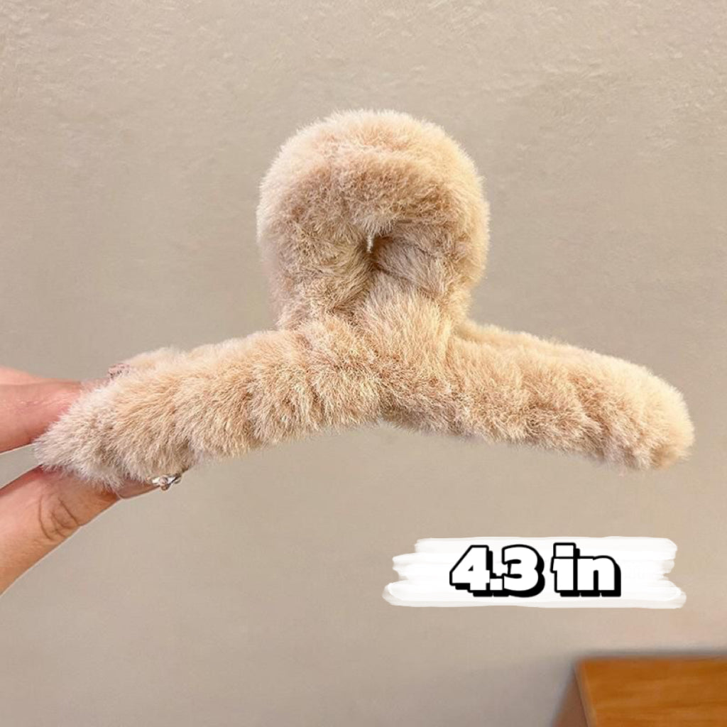 Fluffy Faux Fur Knot Hair Claw Clip - Sand4in
