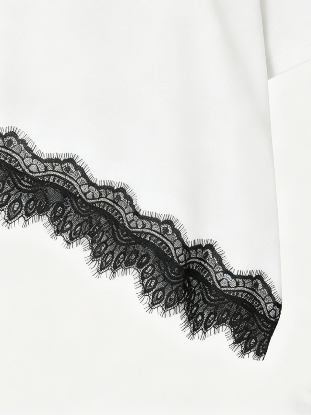Eyelash Lace Hem Oversized Half Sleeve Tee - BWhite - 3