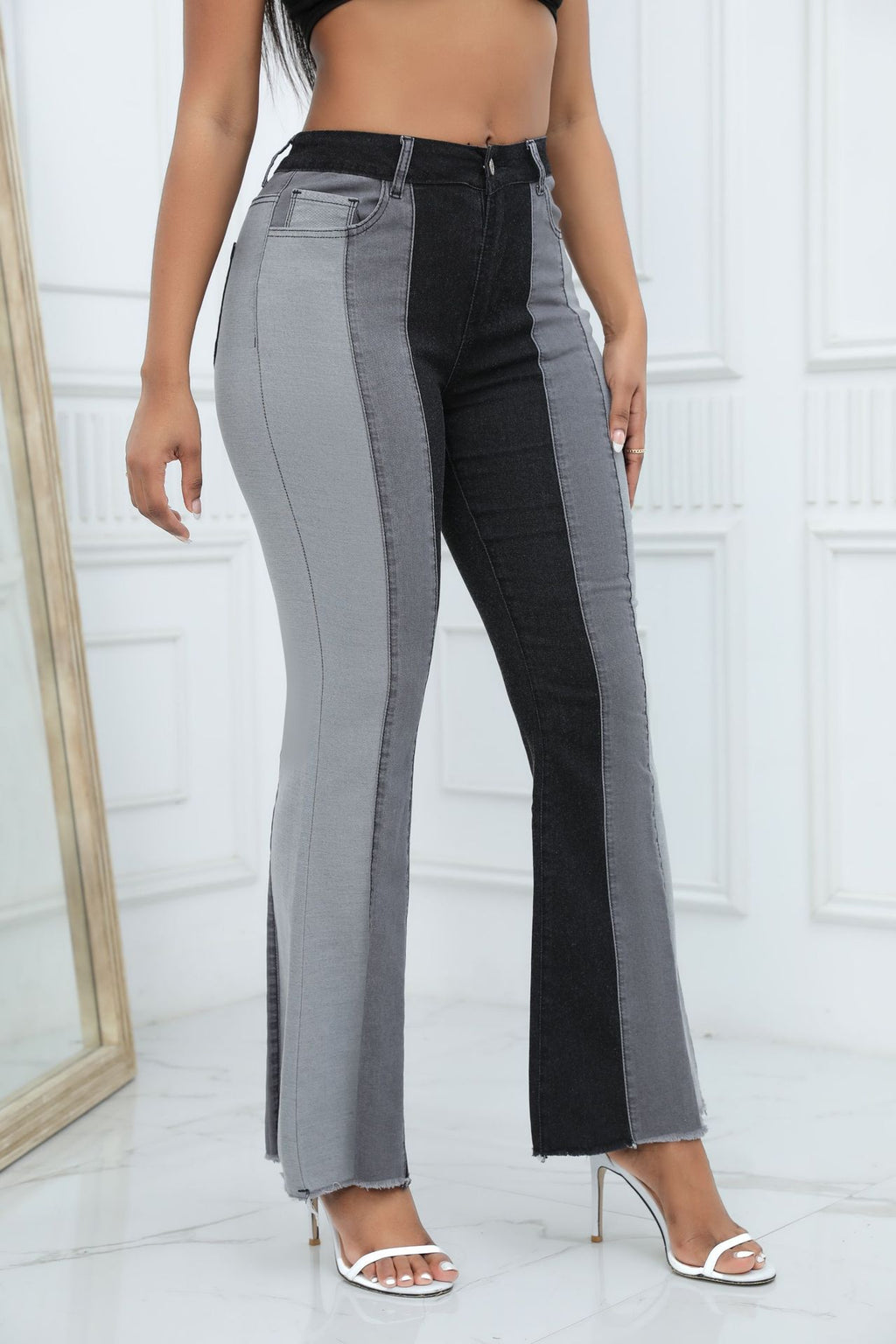 Two-Tone Panel High Rise Flared Jeans - Black - 1