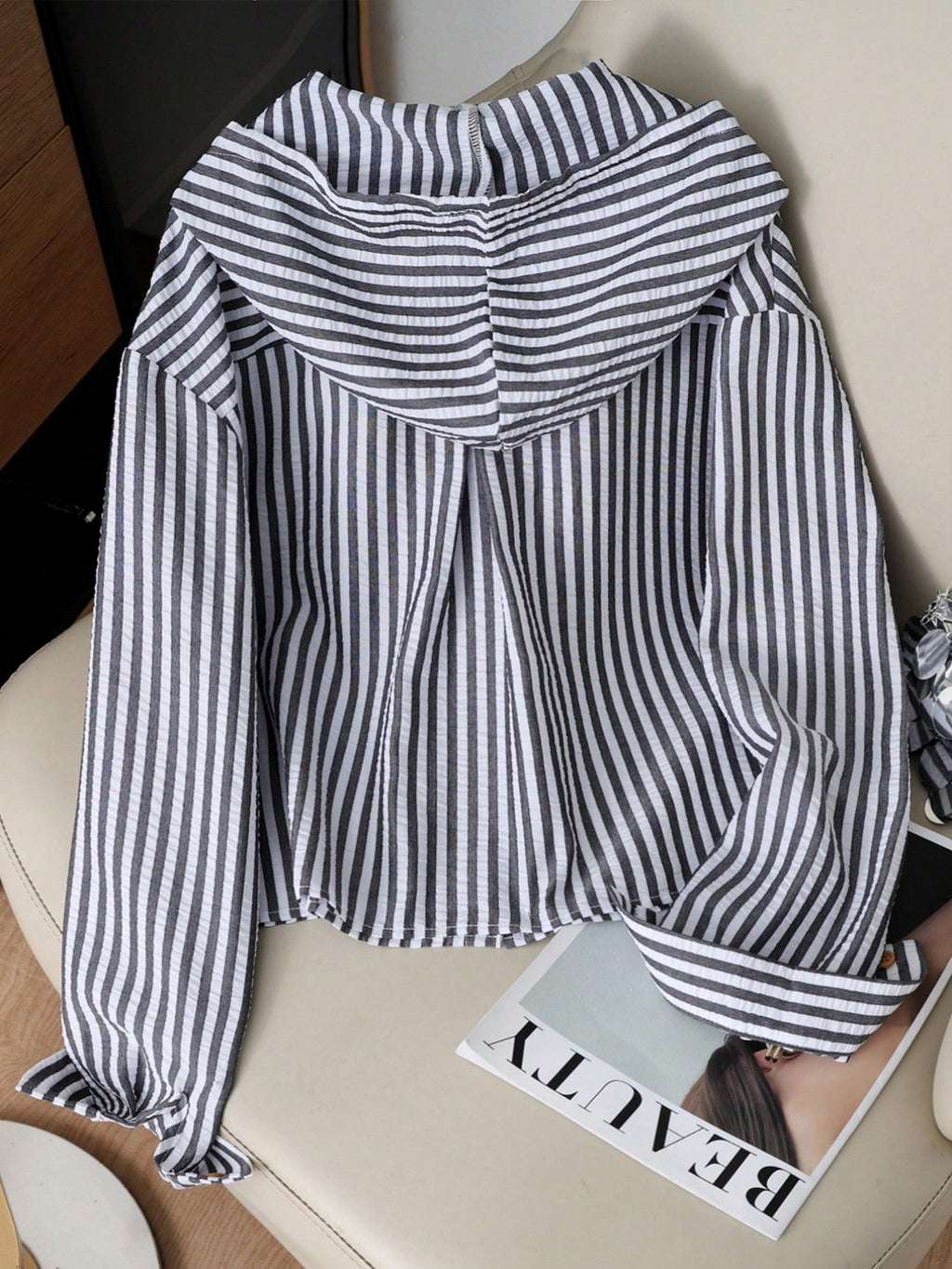 Hooded Striped Button Up Beach Shirt - Black - 2
