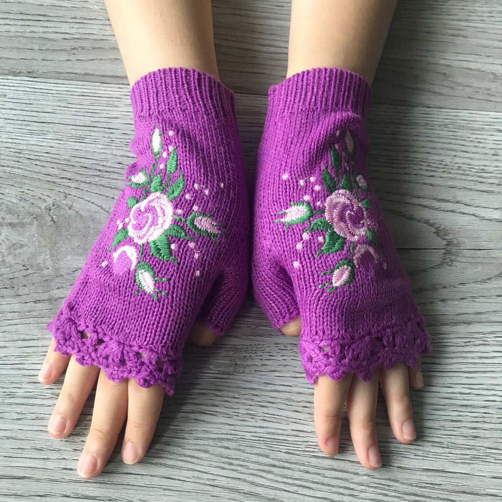 Floral Embroidered Fingerless Knit Gloves - Purple