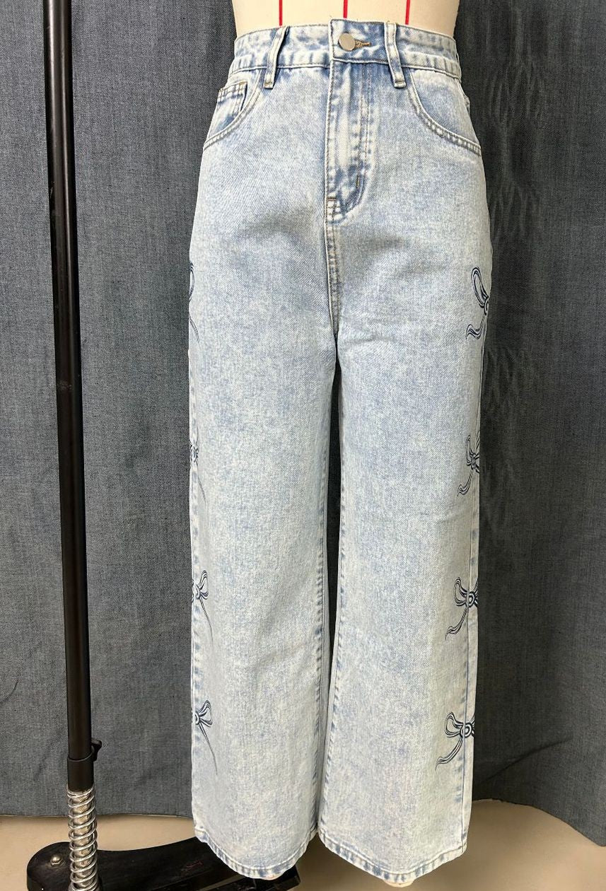 Bow Print Wide Leg Straight Jeans - LightBlue