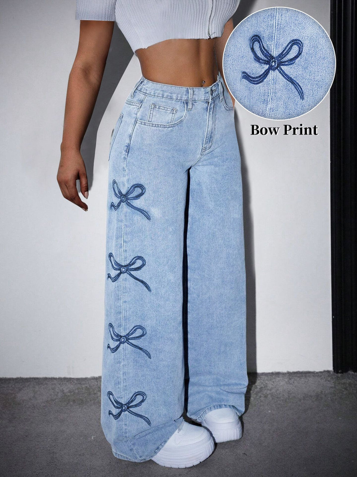 Bow Print Wide Leg Straight Jeans