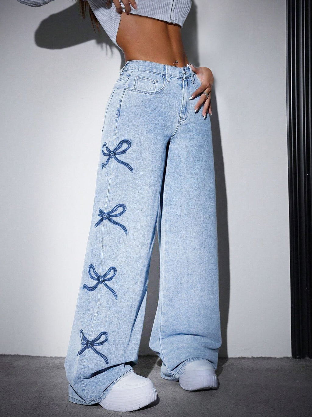 Bow Print Wide Leg Straight Jeans - view 2