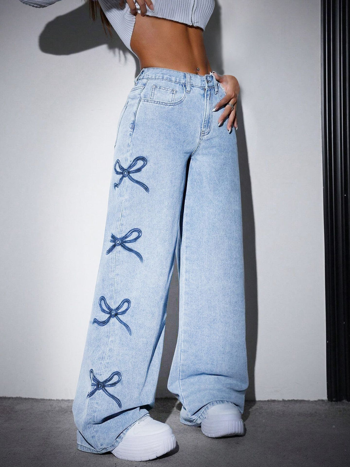 Bow Print Wide Leg Straight Jeans - view 2