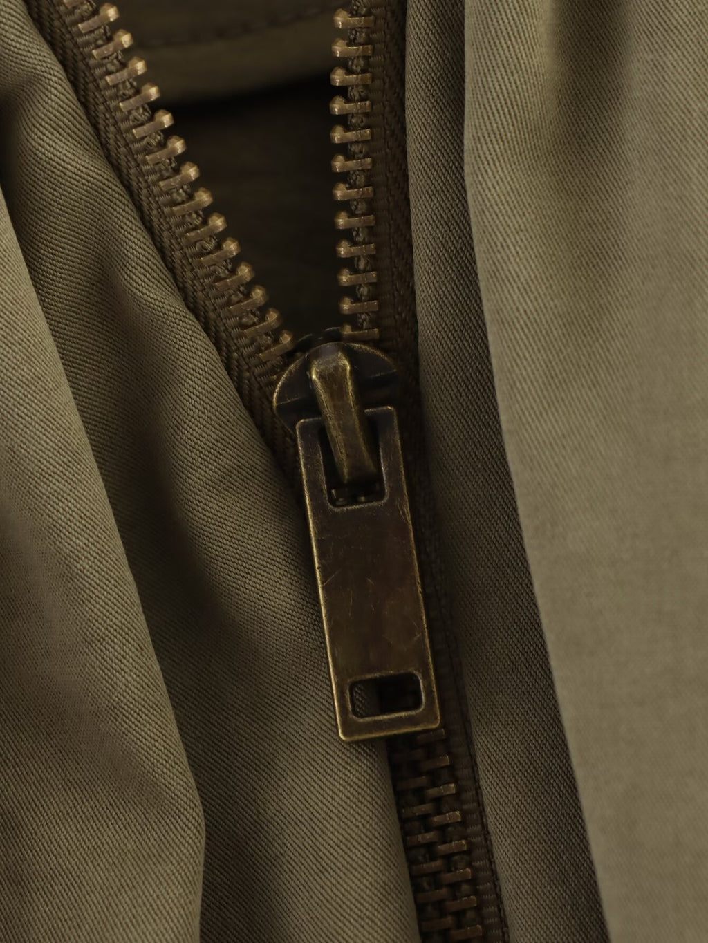 Pleated Balloon Sleeve Zip Front Jacket - view 2
