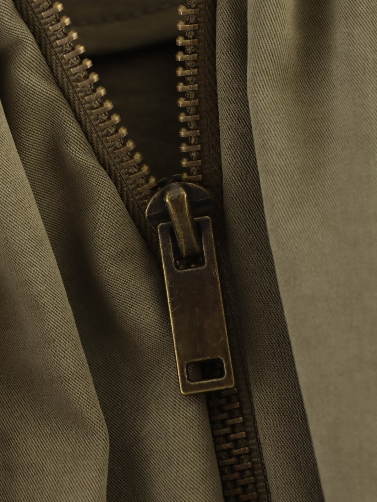 Pleated Balloon Sleeve Zip Front Jacket - view 2