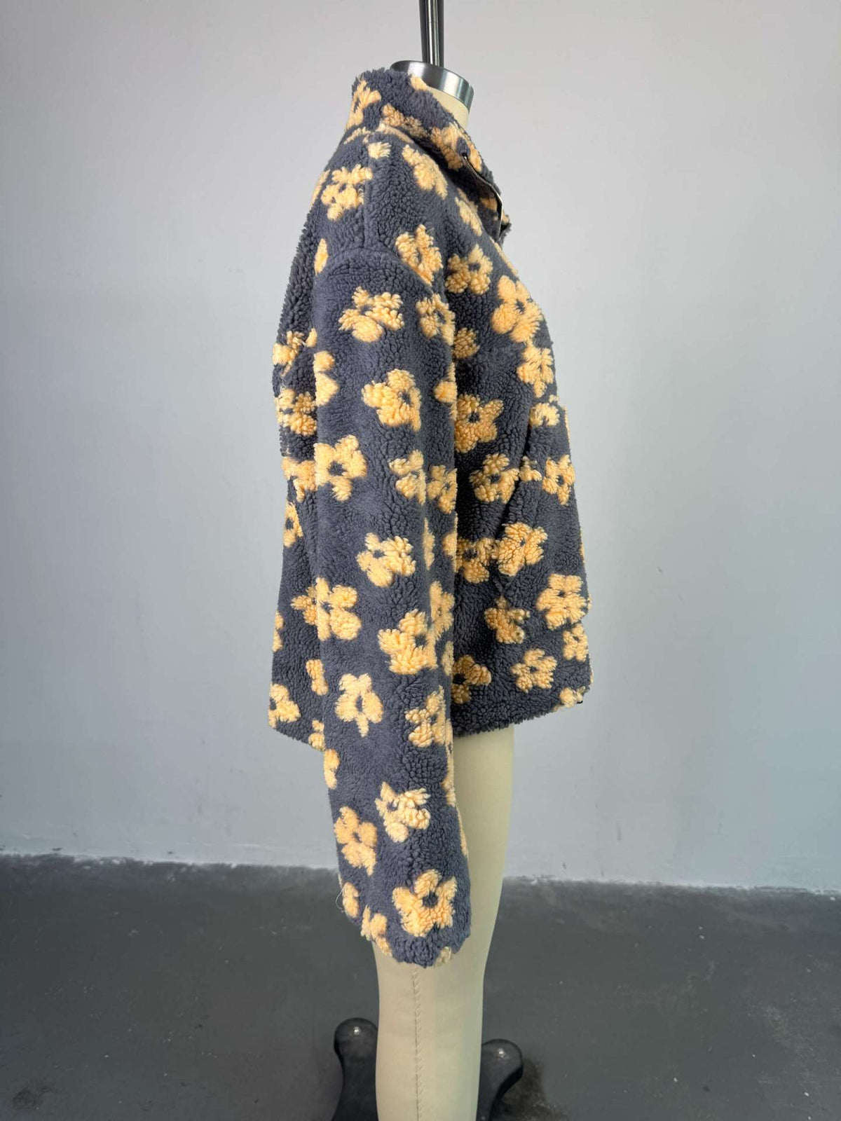 Floral Sherpa Quarter Zip Oversized Pullover - Grey - 3
