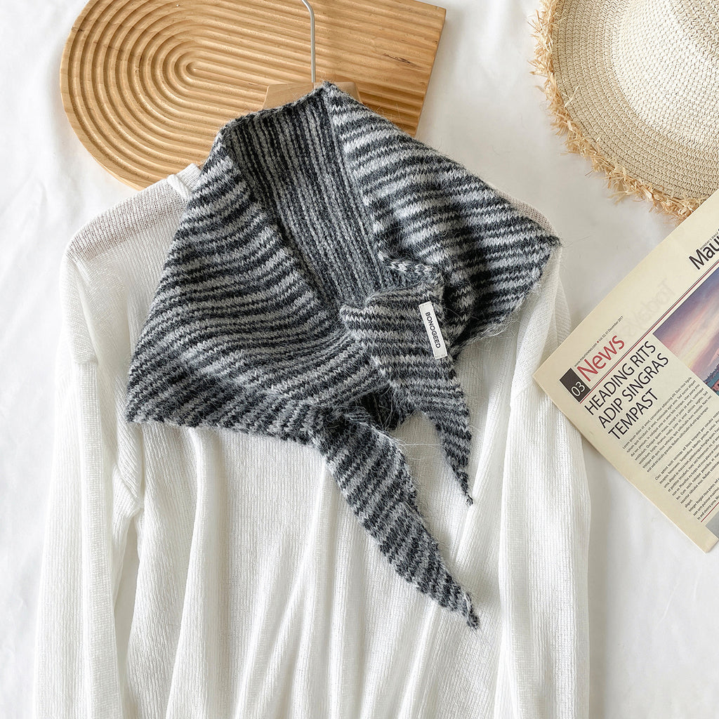 Marled Stripe Knit Triangle Kerchief Scarf - Grey