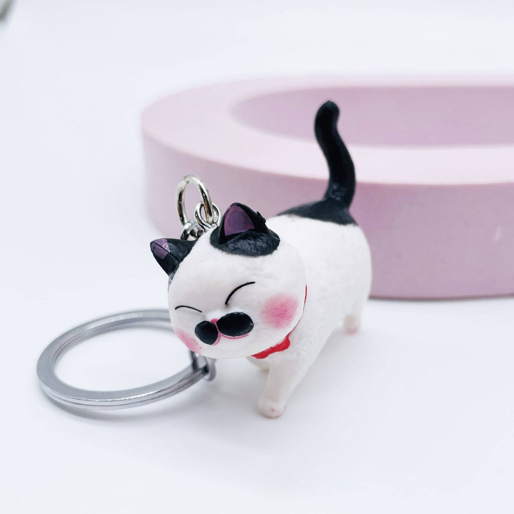Playful Vinyl Cat Figure Keyring - Color_7