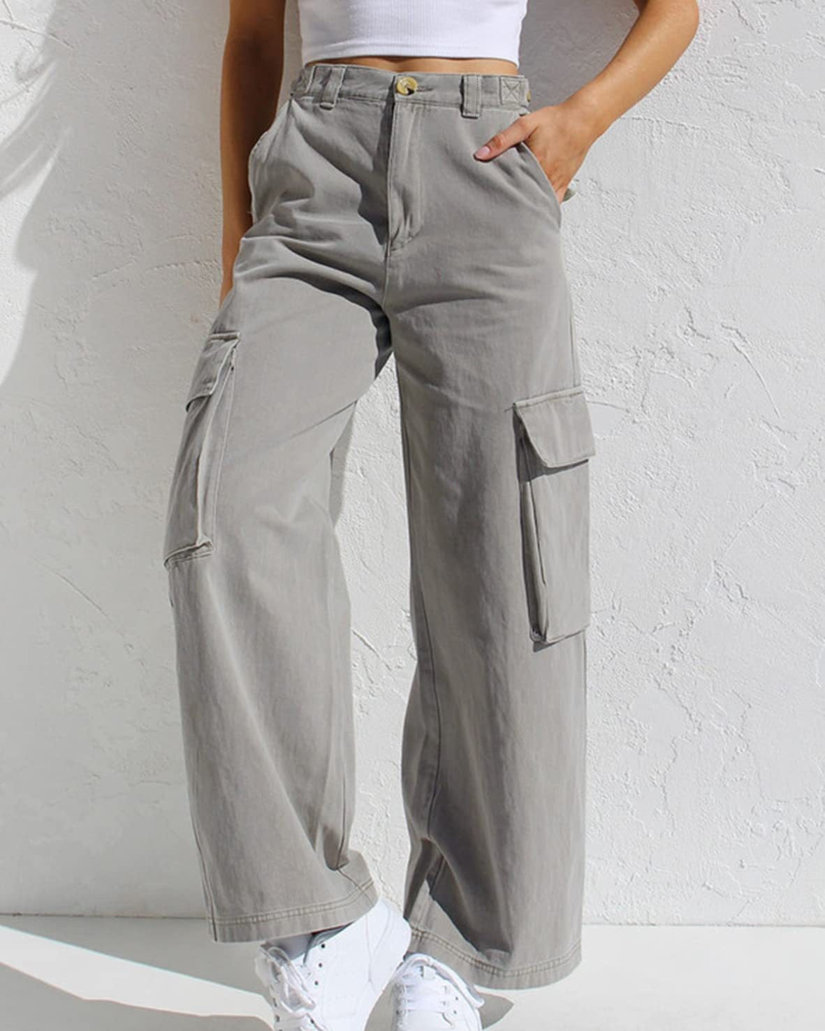 Flap Pocket Wide Leg Cargo Jeans - Gray