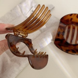 Rounded Square Glossy Hair Claw Clip - view 3