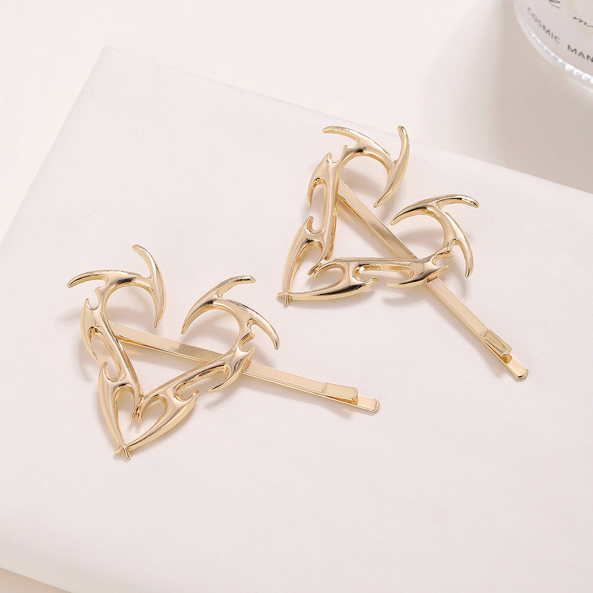 Flame Outline Heart Metal Hair Pin