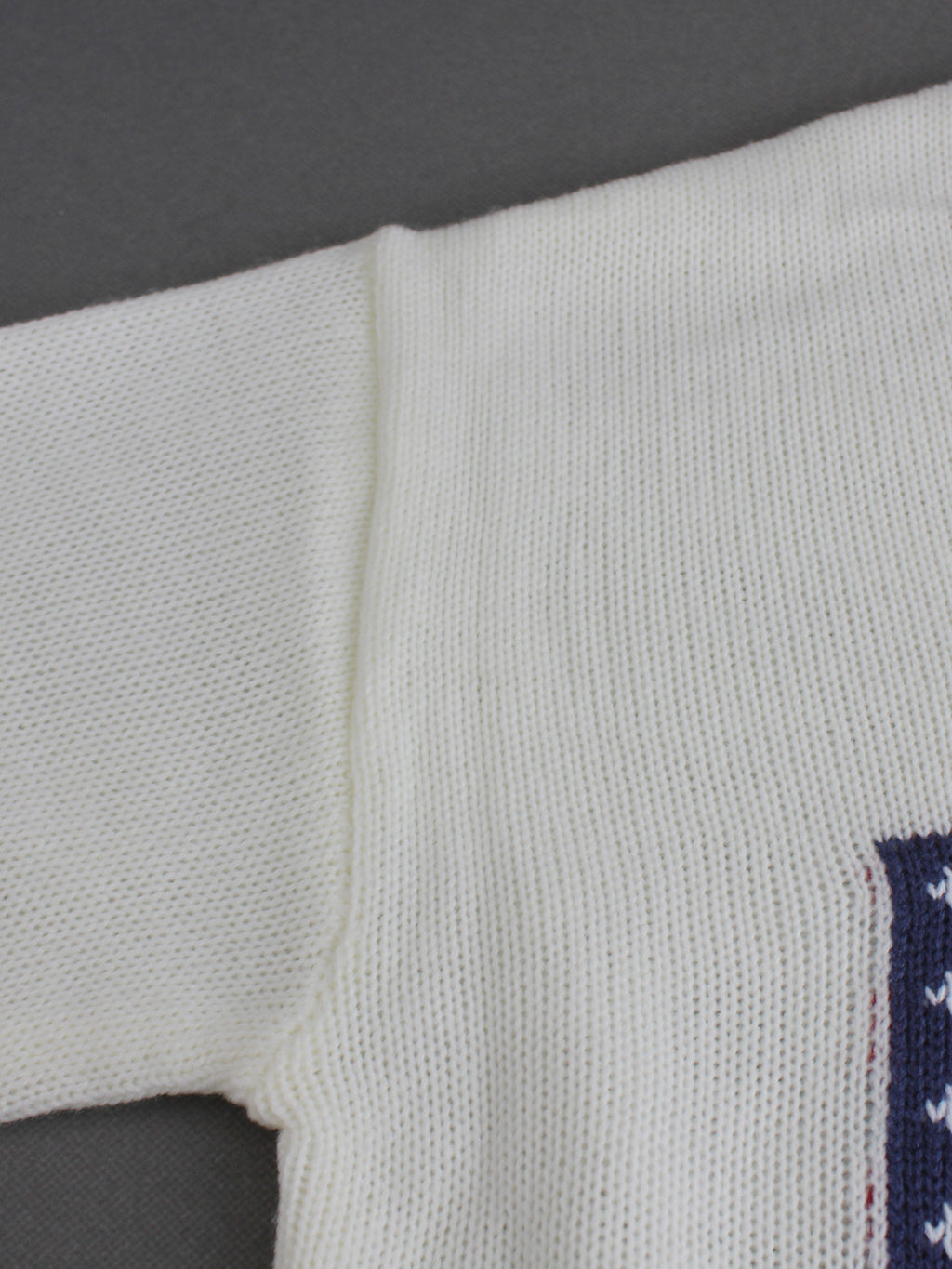 Stars And Stripes V Neck Knit Sweater - White - 5