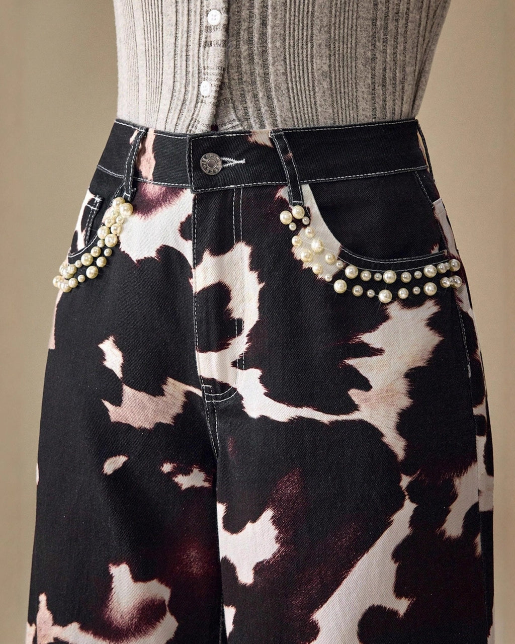 Western Cowhide Print Baggy Jeans With Pearl Detail - Color - 4