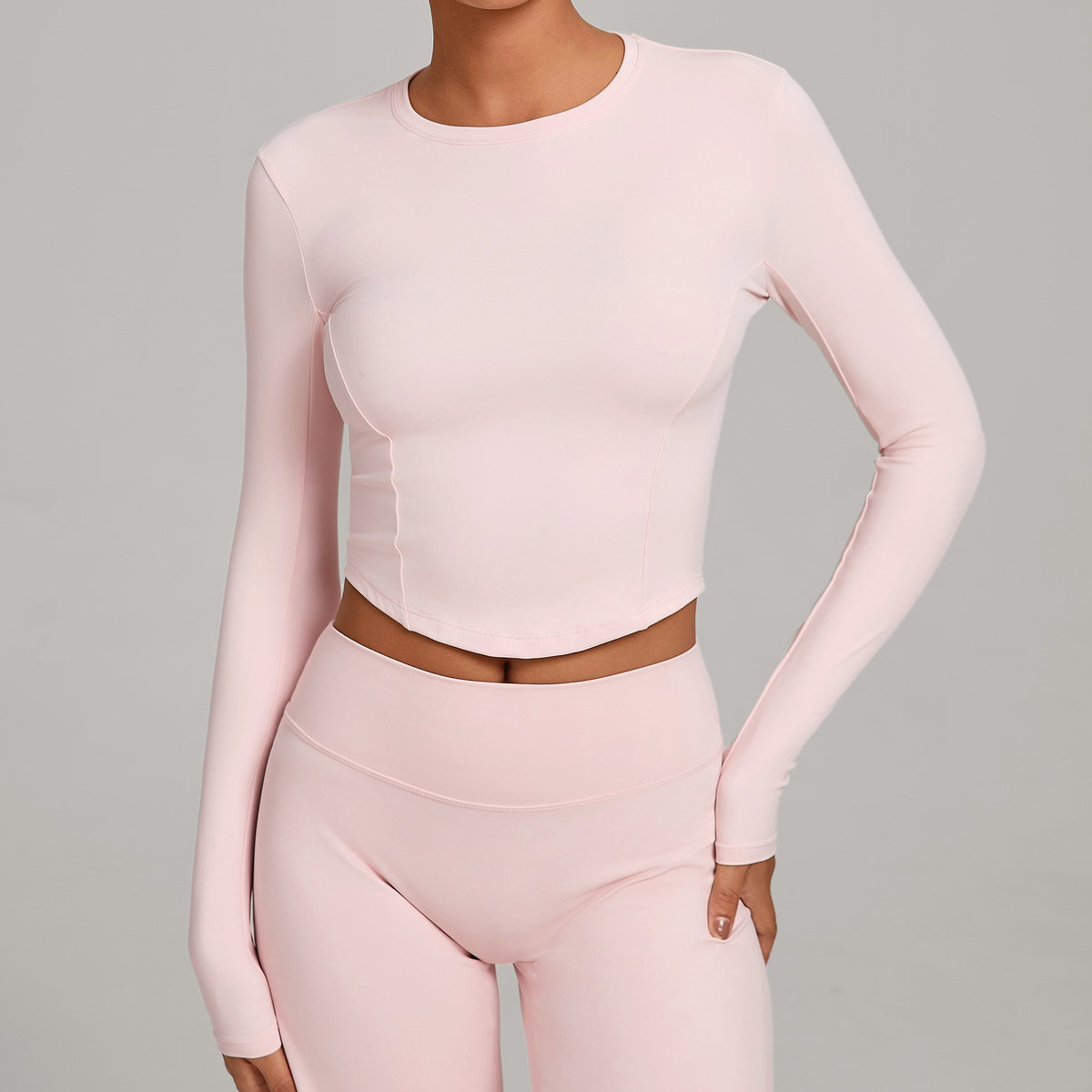 Curved Hem Fitted Cropped Long Sleeve Yoga Top