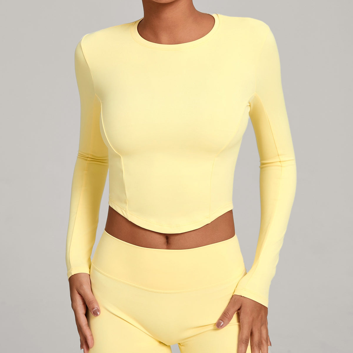 Curved Hem Fitted Cropped Long Sleeve Yoga Top