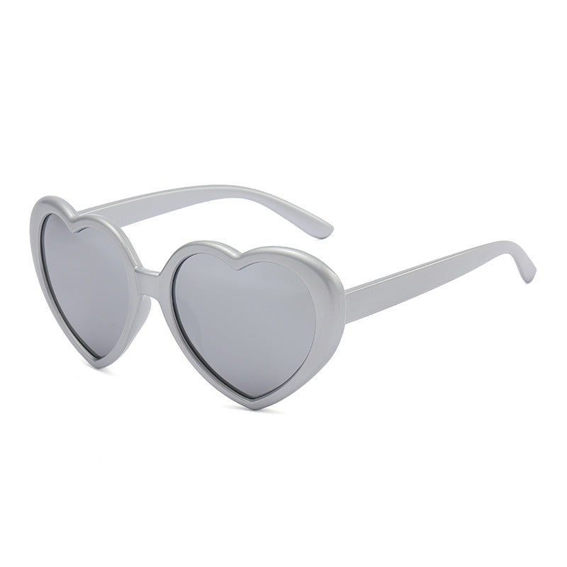Retro Heart Shape Frame Sunglasses - C18