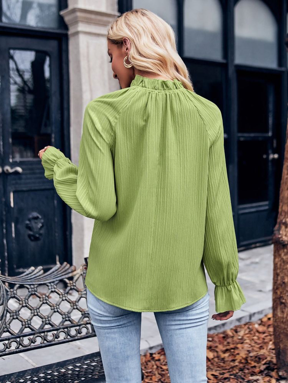 Ruffle Mock Neck Pleated Long Sleeve Blouse - green - 2
