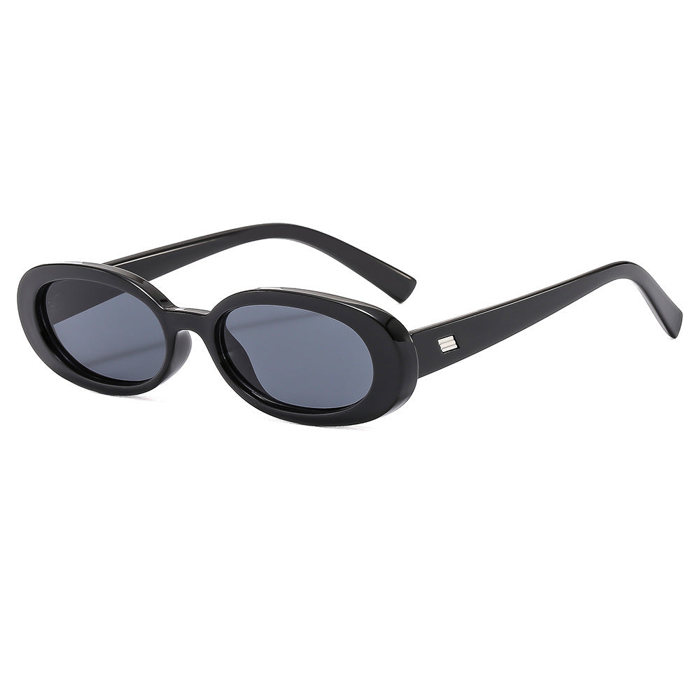 Slim Retro Oval Frame Sunglasses - black