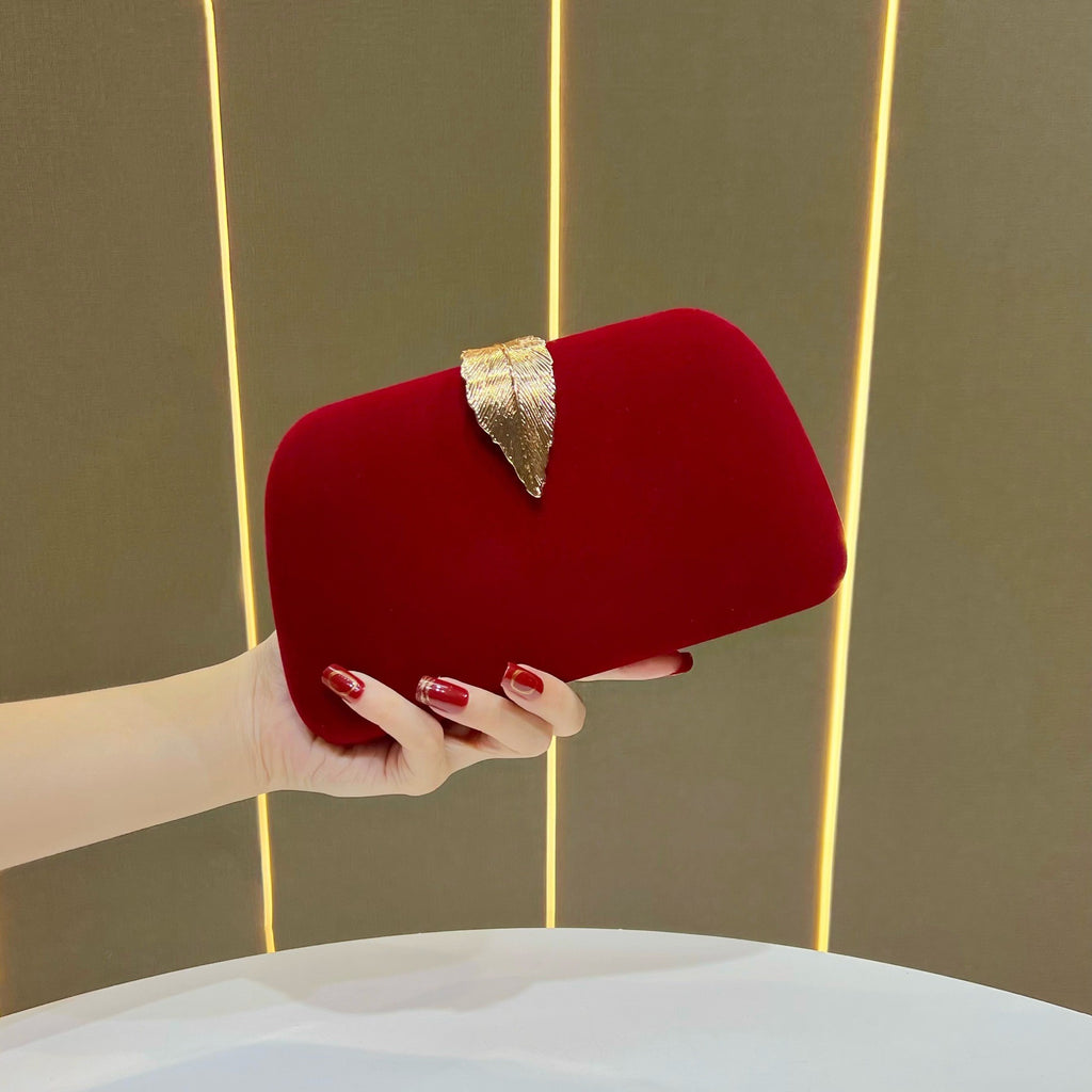 Leaf Clasp Evening Clutch With Chain Strap - Burgundy