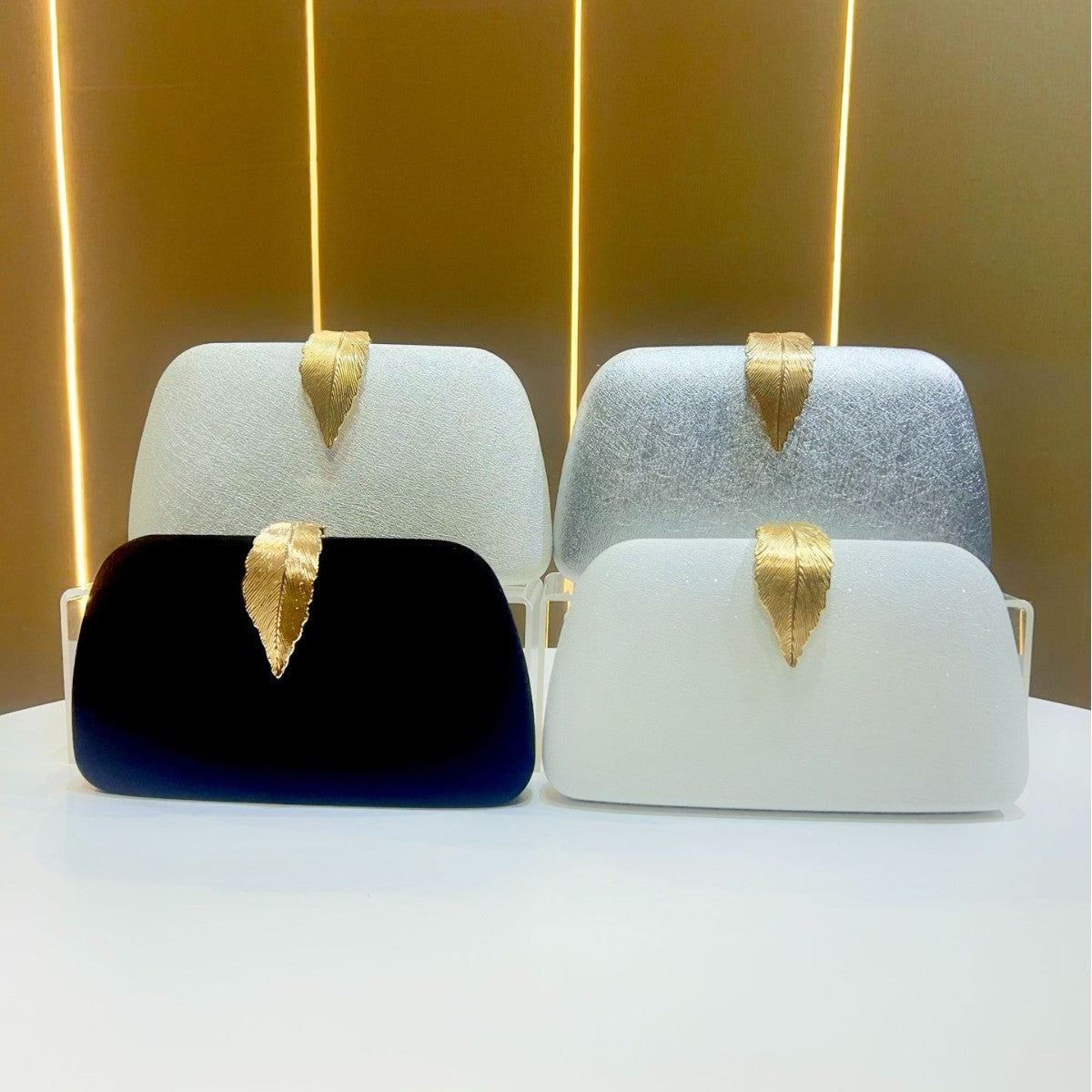 Leaf Clasp Evening Clutch With Chain Strap