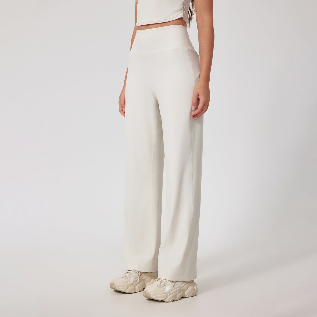 High Waist Straight Leg Yoga Pants With Back Pocket - Ivory
