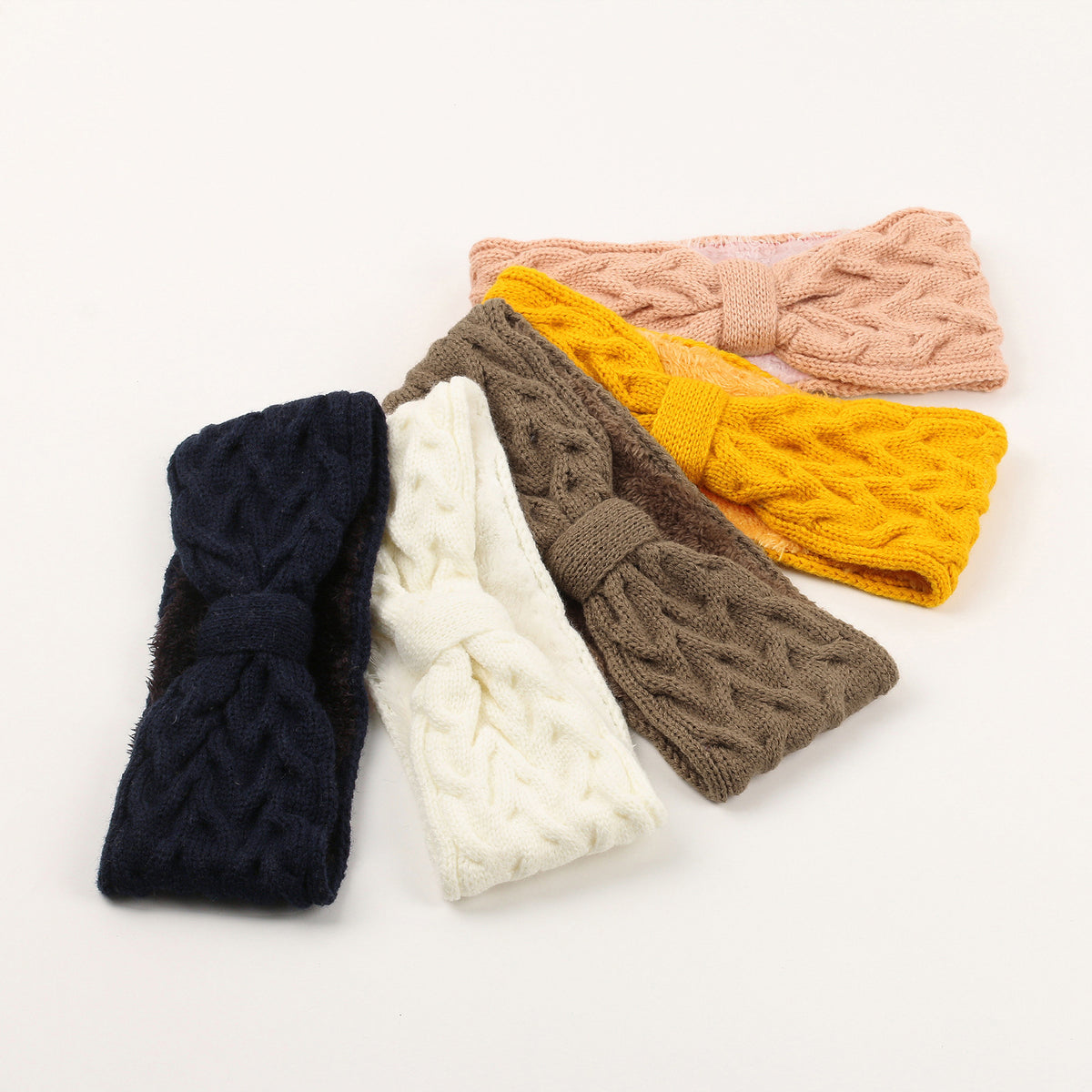 Chunky Cable Knit Bow Knot Headband - view 7