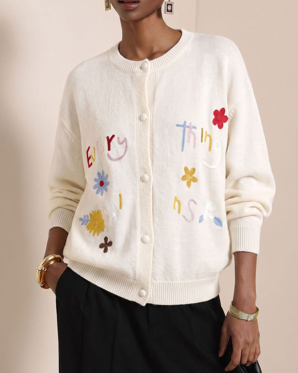 Daisy And Script Embroidery Knit Cardigan - White
