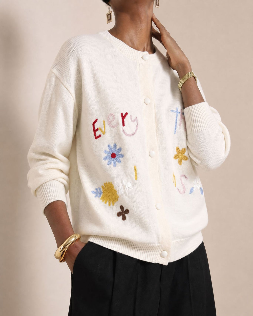 Daisy And Script Embroidery Knit Cardigan - White - 1