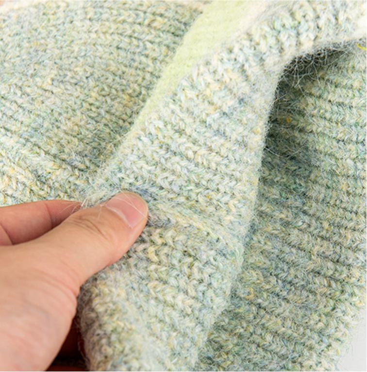 Soft Ribbed Cuff Beanie With Contrast Stripe Band - Green - 1