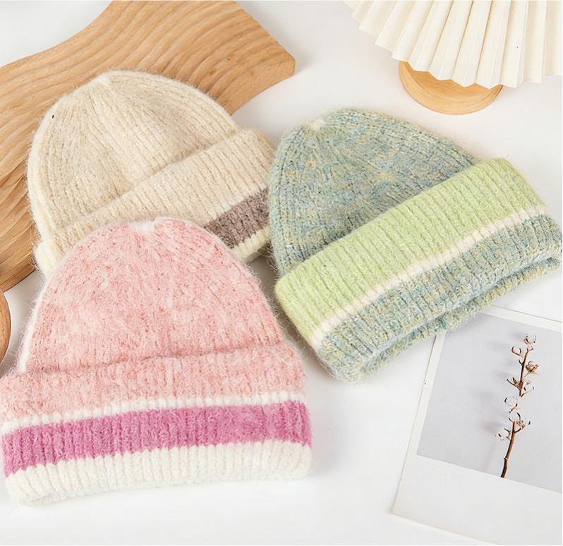 Soft Ribbed Cuff Beanie With Contrast Stripe Band - Pink - 2