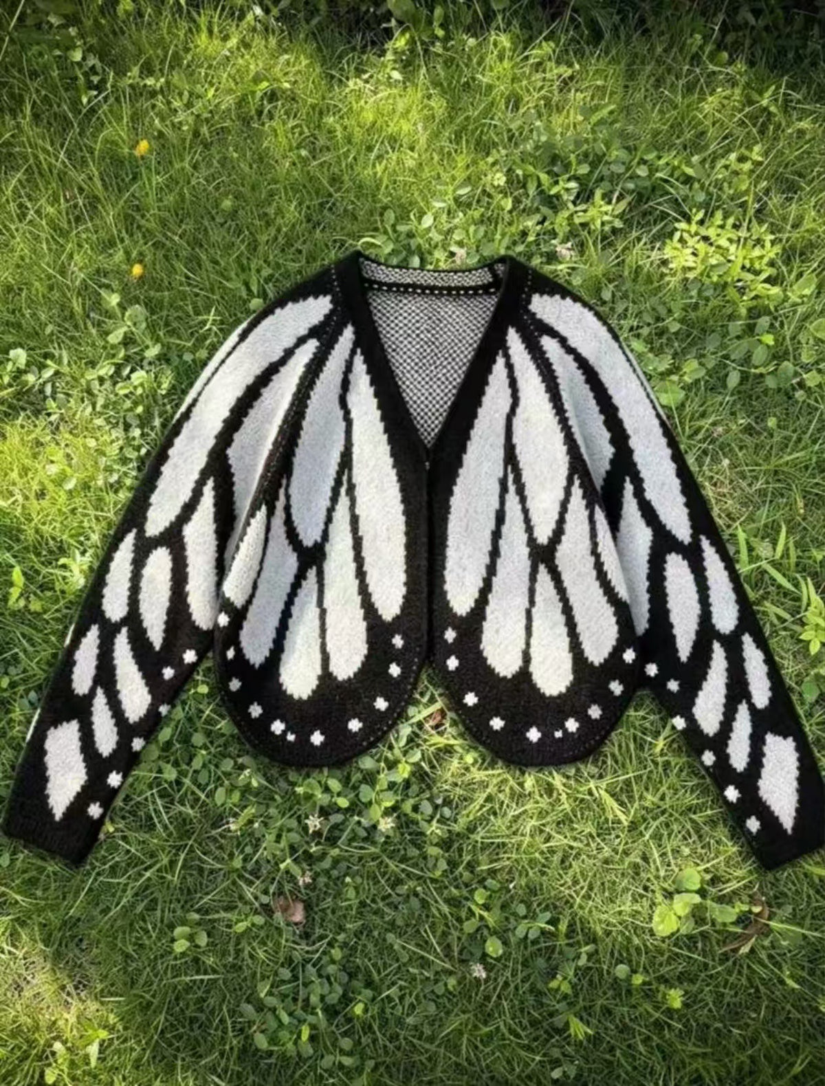 Butterfly Wing Batwing Knit Cape Cardigan - White