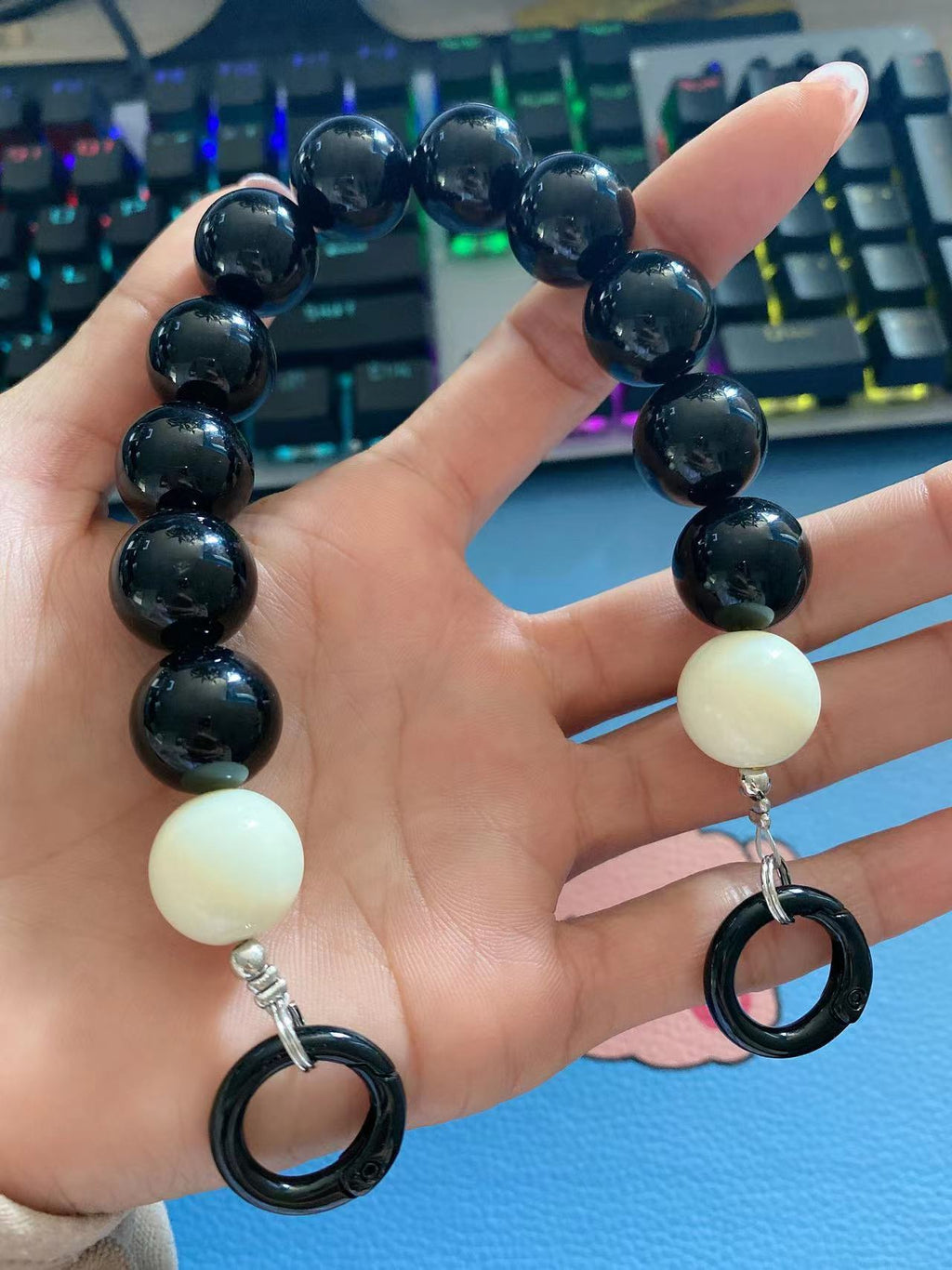 Chunky Beaded Phone Strap With Clip Rings - C7