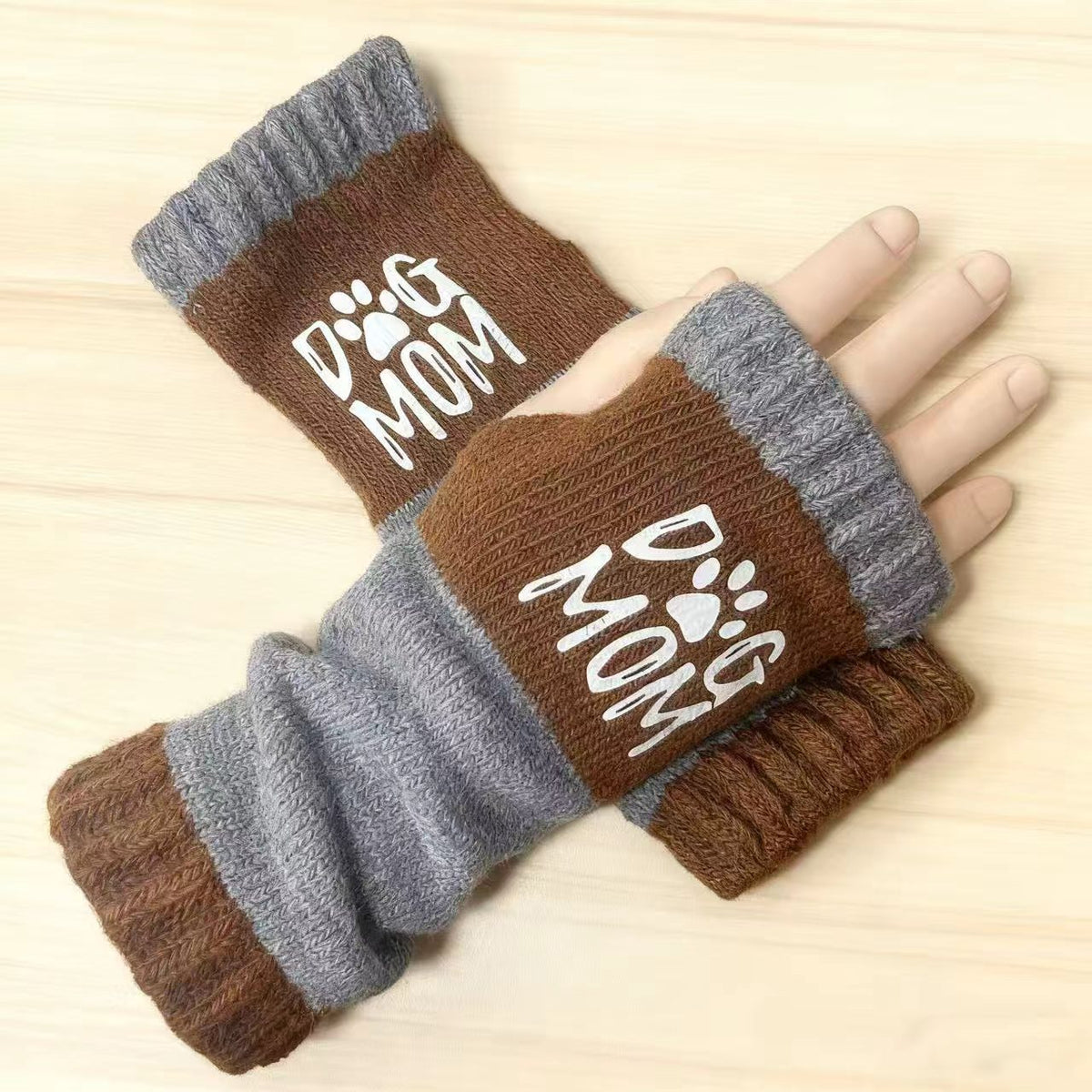 Embroidered Colour Block Fingerless Gloves - Letter_01